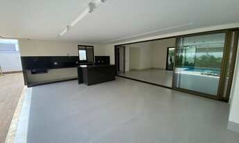 Imagem 5: Casa de condomínio sobrado Luxuoso para venda tem 600 metros quadrados com 4 suites