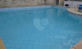 Imagem 3: Casa localizada em condomínio fechado