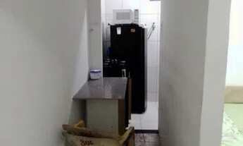 Imagem 2: 1/4 , sala , cozinha e banheiro