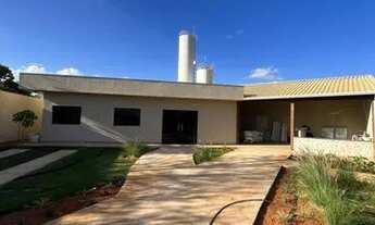 Imagem: Casa de condomínio térrea para aluguel