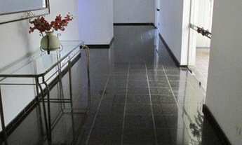 Imagem 4: Apto com varanda e lazer de 3 Dorms e 2 suites Semi Mobiliado