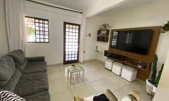 Imagem: VENDO CASA NA SACRAMENTA DISPONÍVEL