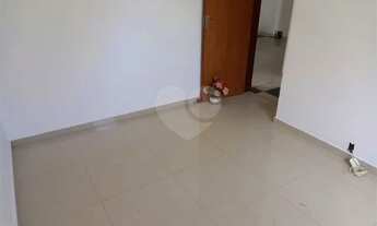 Imagem 7: Apartamento, dois dormitórios,uma vaga de garagem, andar baixo. [VP