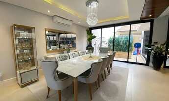 Imagem 4: Viva o Luxo e o Conforto: Sobrado Mobiliado com 3 Suítes no Condomínio Ibiti Royal!