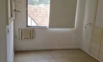 Imagem 5: Apartamento para venda possui 80 metros quadrados com 2 quartos em Urca - Rio de Janeiro