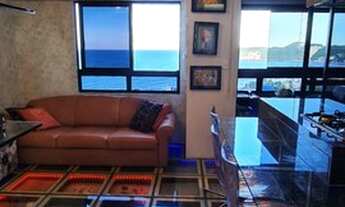 Imagem 7: Já pensou em viver nesse maravilhoso apartamento reformado com a melhor vista de Ponta Neg