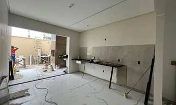 Imagem 4: Casa Duplex no Morada dos Passaros 04 suítes sendo uma master com closet e varanda