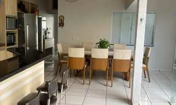 Imagem 2: Casa para venda possui 310 metros quadrados com 3 quartos em Hélio Ferraz - Serra - ES