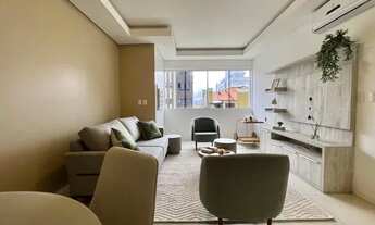 Imagem: Apenas 03 quadras do mar, ao lado da praça