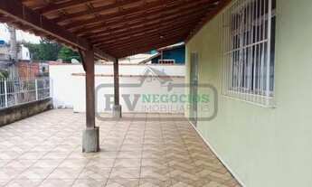 Imagem 5: )(- ÓTIMA CASA COM 3 QUARTOS E AMPLO QUINTAL EM JÓQUEI CLUBE