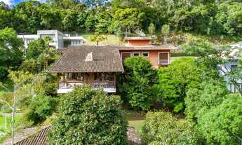 Imagem 7: Cód.: 626 - Viva cercado pela natureza nesta casa com vista deslumbrante no condomínio Val