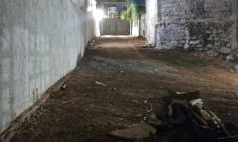 Imagem 2: URGENTE! EXCELENTE Lote de 862m²! Com casa na Laje de 3Quartos! IPTU! Cond. Fechado!