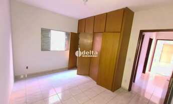 Imagem 4: Casa residencial com 3 quartos com 1 suíte disponível para locação no bairro Cidade Jardim