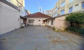 Imagem: Casa à venda, 4 quartos, Centro - Uberlândia/MG