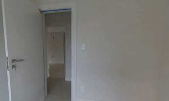 Imagem 7: Apartamento de 3 Quartos (1 suíte) e 2 Vagas de Garagem em Caiobá no Edifício Club Monte L