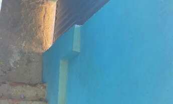 Imagem 8: Casa aconchegante com varanda e quintal