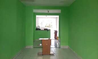 Imagem: Vendo casa com tres quartos e garagem para