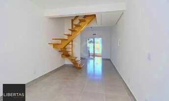 Imagem 4: Casa em Porto Alegre, no bairro Hípica, com 2 dormitório(s), e 2 banheiros, à ve