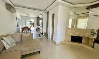 Imagem 4: Casa/sobrado com 3 dormitórios à venda no bairro Jardim Itú Sabará em Porto Alegre com 209