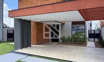 Imagem: Sobrado em Condomínio com 5 suítes, Espaço