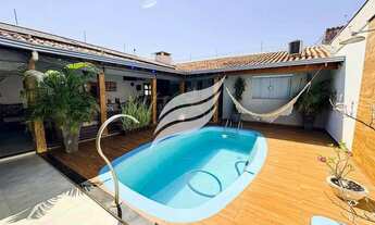 Imagem: Belíssima casa com piscina e mobiliada