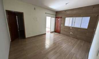Imagem 4: Casa Residencial com 3 quartos para alugar por R$ 1500.00 à venda por R$ 365000.00, 74.00