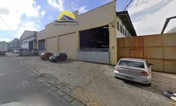 Imagem 3: Imóvel para aluguel tem 2000 metros quadrados