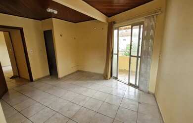 Imagem 5: Casa em Vila para aluguel com 350 metros quadrados com 3 quartos em Umarizal - Belém - PA