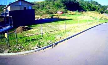 Imagem 5: Terreno de esquina, pátio amplo