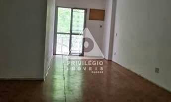 Imagem 3: Excelente sala e quarto com varandão. 1 vaga na escritura