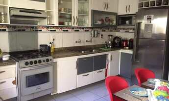 Imagem 2: Casa para venda possui 300 metros quadrados com 4 quartos em Jardim Vitória - Itabuna - BA