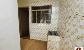 Imagem 3: Casa (casa de fundos) 1 dormitórios, cozinha planejada