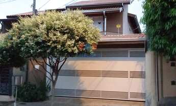 Imagem: Casa à venda, 4 quartos, 1 suíte, 2 vagas