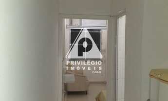 Imagem 3: Studio reformado e mobiliado no posto 6