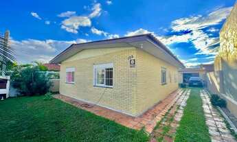 Imagem 1: Casa para venda possui 85 metros quadrados com 4 quartos em Araca - Capão da Canoa - RS