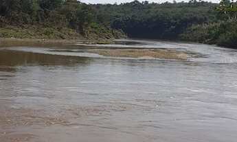 Imagem: FAZENDINHAS pertinho do Rio Pará