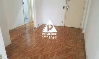 Imagem 3: 2 quartos, dependência Rua Sorocaba em Botafogo!!!