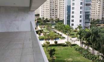 Imagem 4: Apartamento de 381 metros quadrados no bairro Barra da Tijuca com 4 quartos