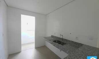 Imagem 4: Apartamento com três quartos, suíte e uma vaga de garagem no bairro Ana Lúcia