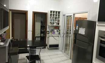 Imagem 5: Casa - Jacareí - Condomínio - Residencial Mirante do Vale - 5 Dormitórios - 340m²