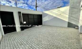 Imagem 2: Casa para Venda em Juiz de Fora, Aeroporto, 3 dormitórios, 1 suíte, 4 banheiros, 2 vagas