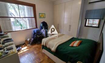 Imagem 6: Na Lagoa, ótimo apartamento com 3 quartos (sendo 1 suíte), dependências completas e 1 vaga