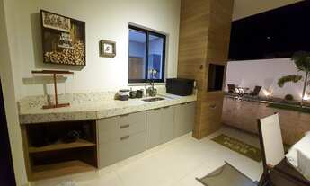 Imagem 3: Casa de condomínio térrea para venda possui 183 metros quadrados com 3 quartos