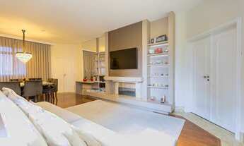 Imagem: Apartamento com 4 Quartos à Venda, 242