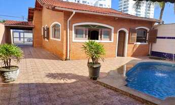 Imagem: Térrea para venda possui 180 metros quadrados