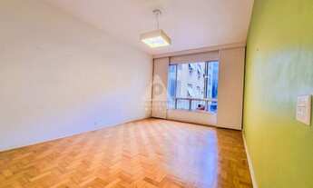 Imagem 5: Excelente Apartamento Reformado com Área Externa, 1 Vaga a Venda no Leblon