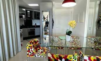 Imagem 2: Apartamento com vista para o mar à venda no bairro Abraão, Florianópolis - SC