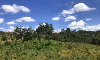 Imagem 4: Achacara de 4.000 metros com água e luz