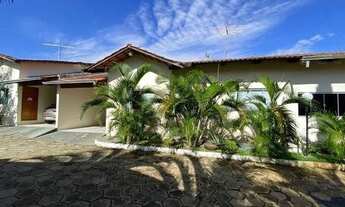 Imagem 4: Excelente casa riquíssimo em armários moderno no Jd. Imperial