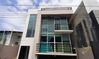 Imagem 2: Casa Cavaleiros Casa com 5 dormitórios